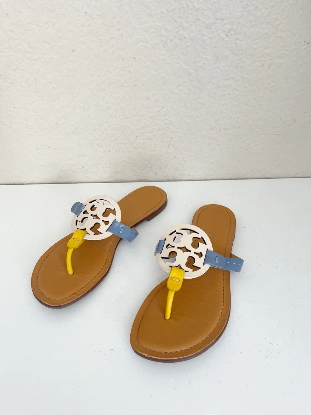 Tory Burch Miller Leather Thong Sandal in Yellow, Blue & White 7